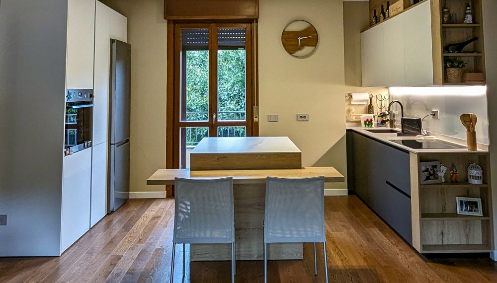 Cucina elegante, moderna e di design